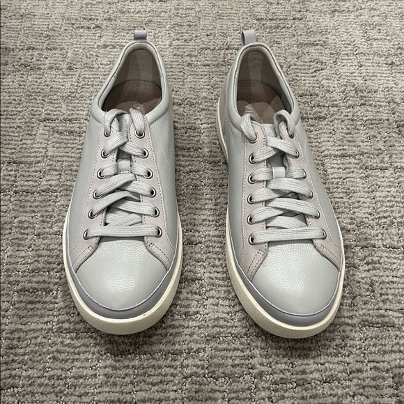 Vionic Winny Women's Fashion Sneakers Vapor Leather Nubuck 11 - Picture 2 of 7